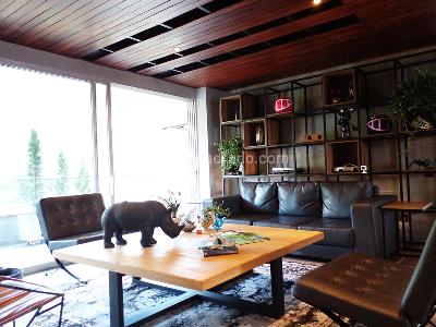 Apartamento de 3 alcobas en venta en El Poblado, Medellín, 262 m² · foto 2 de 16