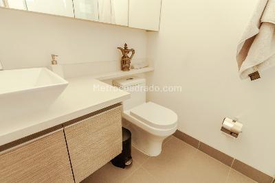 Apartamento en venta en El Poblado, Medellín · foto 12 de 15