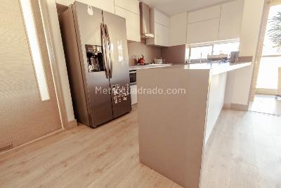 Apartamento en venta en El Poblado, Medellín · foto 3 de 15