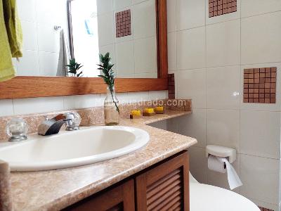 Casa de 3 alcobas en venta en El Poblado, Medellín, 247 m² · foto 14 de 17