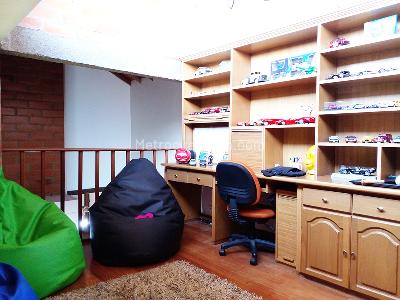 Casa de 3 alcobas en venta en El Poblado, Medellín, 247 m² · foto 8 de 17