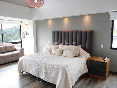 Casa de 3 alcobas en venta en Envigado, Envigado, 520 m² · foto 8 de 17