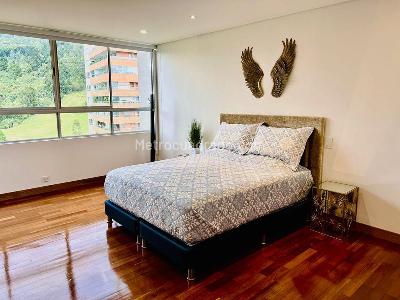 Apartamento de 3 alcobas en venta en Los Balsos, Medellín, 207 m² · foto 10 de 16