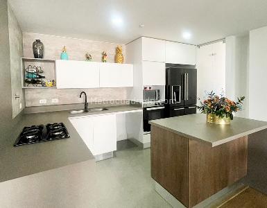Apartamento de 3 alcobas en venta en Envigado, Envigado, 165 m² · foto 5 de 14