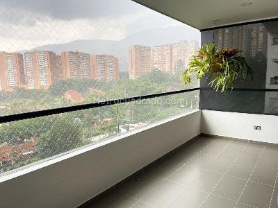 Apartamento de 3 alcobas en venta en Envigado, Envigado, 165 m² · foto 13 de 14