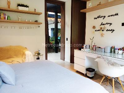 Casa de 3 alcobas en venta en Envigado, Envigado, 600 m² · foto 11 de 18