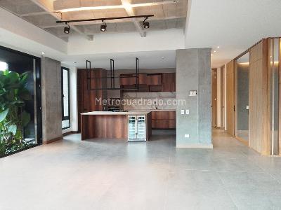 Apartamento de 2 alcobas en venta en El Poblado, Medellín, 189 m² · foto 3 de 15