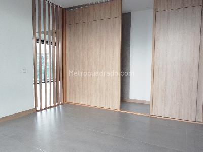 Apartamento de 2 alcobas en venta en El Poblado, Medellín, 189 m² · foto 9 de 15