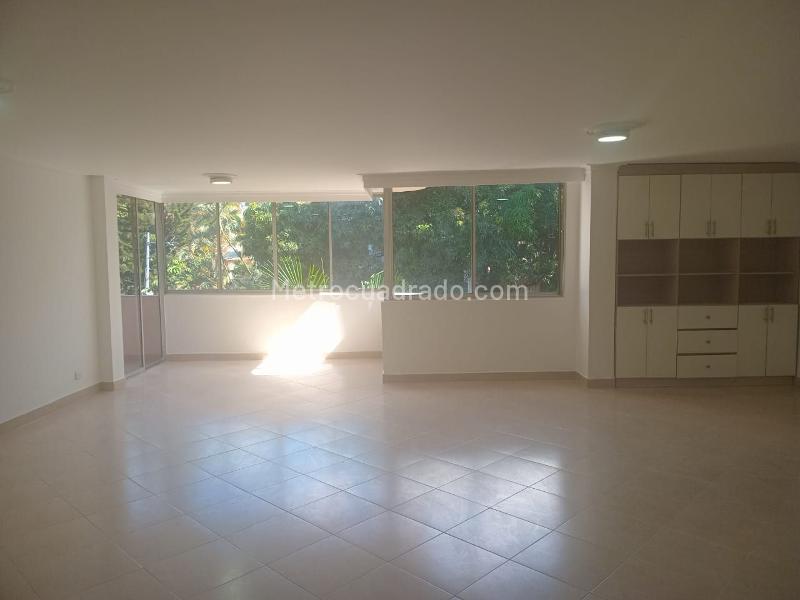 Apartamento Exterior de 3 Alcobas cerca a Manila en El Poblado - 2