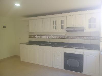 Apartamento de 3 alcobas en arriendo en El Poblado, Medellín, 150 m² · foto 6 de 18