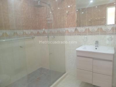 Apartamento de 3 alcobas en arriendo en El Poblado, Medellín, 150 m² · foto 16 de 18