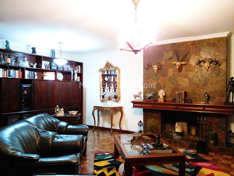 Spacious 4BR House in Los Balsos, El Poblado - 2