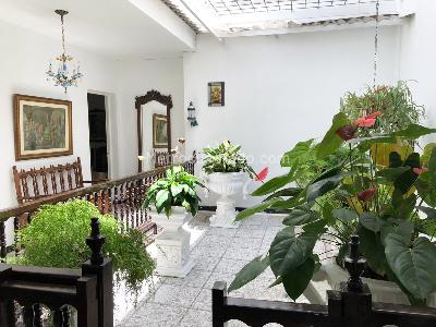Casa de 5 alcobas en venta en Laureles, Medellín, 600 m² · foto 17 de 18