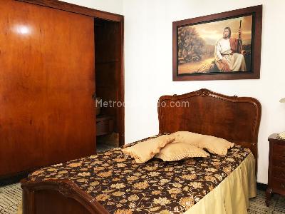 Casa de 5 alcobas en venta en Laureles, Medellín, 600 m² · foto 8 de 18
