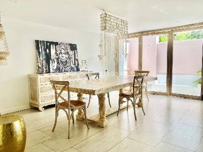 Casa de 5 alcobas en venta en El Poblado, Medellín, 385 m² · foto 4 de 18