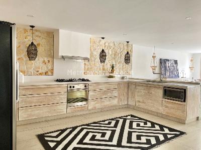 Casa de 5 alcobas en venta en El Poblado, Medellín, 385 m² · foto 6 de 18