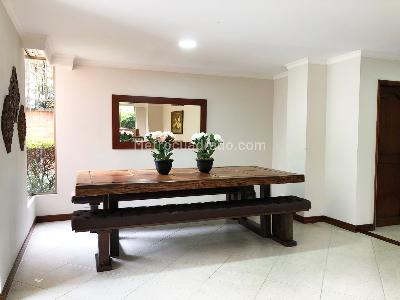 Casa en venta en Envigado, Envigado · foto 3 de 19