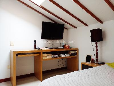 Casa de 4 alcobas en venta en El Poblado, Medellín, 370 m² · foto 11 de 18
