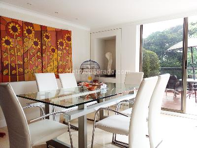 Casa de 4 alcobas en venta en El Poblado, Medellín, 370 m² · foto 3 de 18