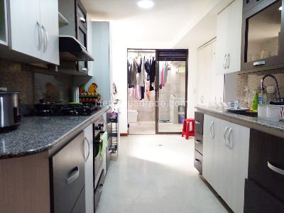 Apartamento de 4 alcobas en venta en El Poblado, Medellín, 252 m² · foto 6 de 17