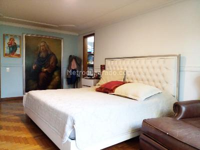 Apartamento de 4 alcobas en venta en El Poblado, Medellín, 252 m² · foto 9 de 17