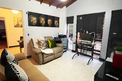 Casa de 4 alcobas en venta en Envigado, Envigado, 428 m² · foto 3 de 18