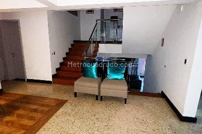 Casa de 4 alcobas en venta en Envigado, Envigado, 428 m² · foto 4 de 18
