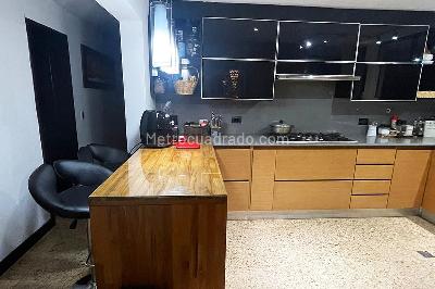 Casa de 4 alcobas en venta en Envigado, Envigado, 428 m² · foto 6 de 18