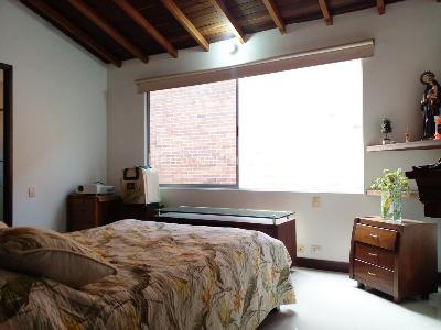 Casa de 5 alcobas en venta en Envigado, Envigado, 408 m² · foto 8 de 15
