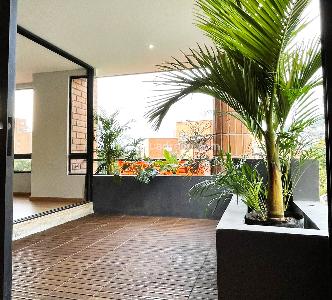 Apartamento de 3 alcobas en arriendo en El Poblado, Medellín, 157 m² · foto 7 de 11