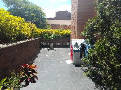 Apartamento de 3 alcobas en venta en El Poblado, Medellín, 152 m² · foto 14 de 16
