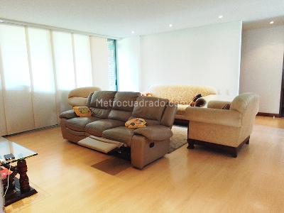 Apartamento de 3 alcobas en venta en El Poblado, Medellín, 152 m² · foto 3 de 16