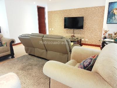 Apartamento de 3 alcobas en venta en El Poblado, Medellín, 152 m² · foto 4 de 16