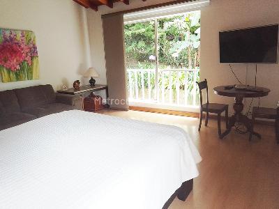 Casa de 3 alcobas en venta en El Poblado, Medellín, 290 m² · foto 10 de 19