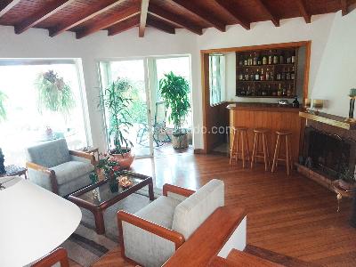 Casa de 3 alcobas en venta en El Poblado, Medellín, 290 m² · foto 3 de 19
