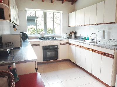 Casa de 3 alcobas en venta en El Poblado, Medellín, 290 m² · foto 8 de 19
