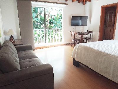 Casa de 3 alcobas en venta en El Poblado, Medellín, 290 m² · foto 9 de 19