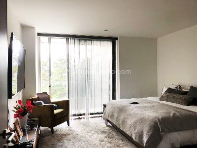 Apartamento de 3 alcobas en venta en El Poblado, Medellín, 235 m² · foto 6 de 14