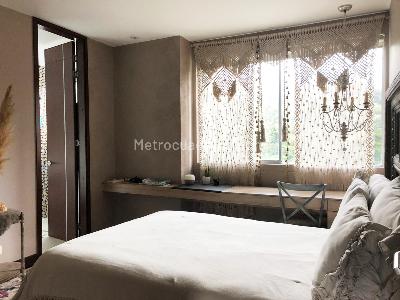 Apartamento de 3 alcobas en venta en El Poblado, Medellín, 235 m² · foto 8 de 14