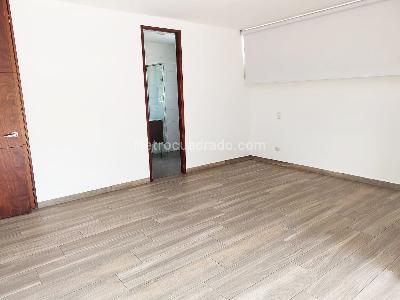 Apartamento de 2 alcobas en venta en El Poblado, Medellín, 100 m² · foto 11 de 16
