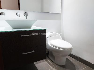 Apartamento de 2 alcobas en venta en El Poblado, Medellín, 100 m² · foto 14 de 16