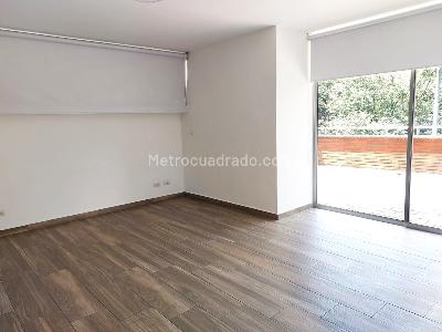 Apartamento de 2 alcobas en venta en El Poblado, Medellín, 100 m² · foto 8 de 16