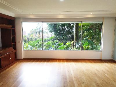 Casa de 3 alcobas en venta en El Poblado, Medellín, 535 m² · foto 12 de 20