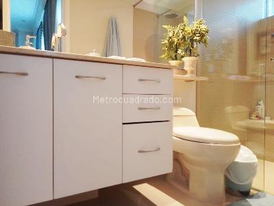 Apartamento de 3 alcobas en venta en El Poblado, Medellín, 240 m² · foto 14 de 15