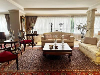 Apartamento de 3 alcobas en venta en El Poblado, Medellín, 240 m² · foto 2 de 15