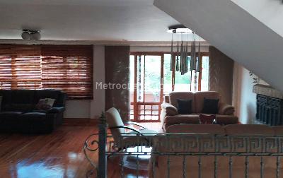 Casa de 4 alcobas en venta en El Poblado, Medellín, 300 m² · foto 3 de 14