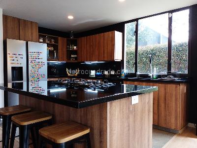 Casa de 3 alcobas en venta en Envigado, Envigado, 233 m² · foto 6 de 19