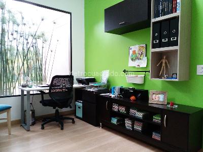 Casa de 3 alcobas en venta en Envigado, Envigado, 233 m² · foto 9 de 19