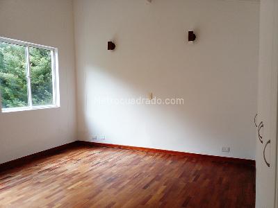 Casa de 3 alcobas en venta en Envigado, Envigado, 274 m² · foto 11 de 20