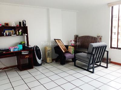 Apartamento de 3 alcobas en venta en El Poblado, Medellín, 177 m² · foto 10 de 20